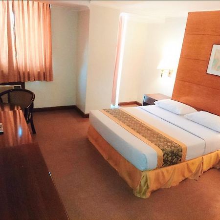 Iloilo Business Hotel Εξωτερικό φωτογραφία