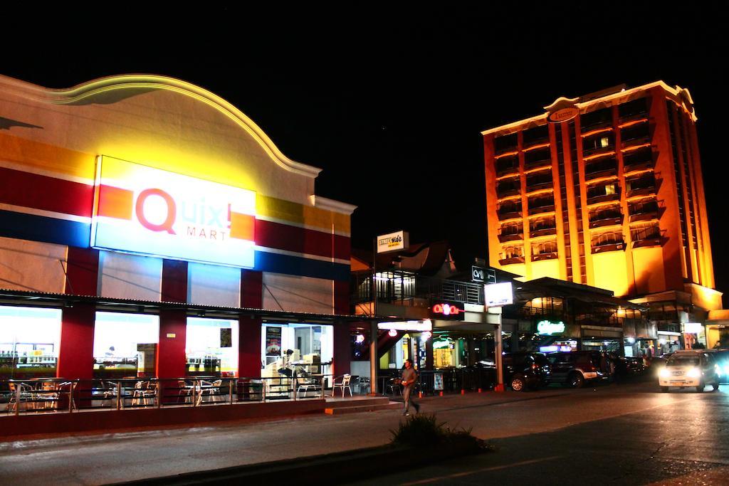 Iloilo Business Hotel Εξωτερικό φωτογραφία