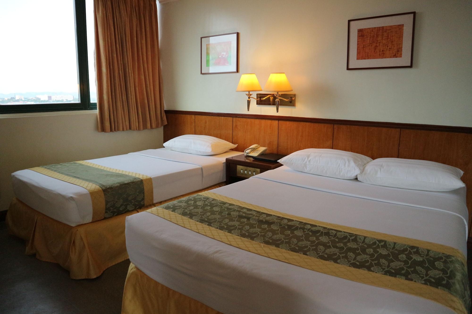 Iloilo Business Hotel Εξωτερικό φωτογραφία