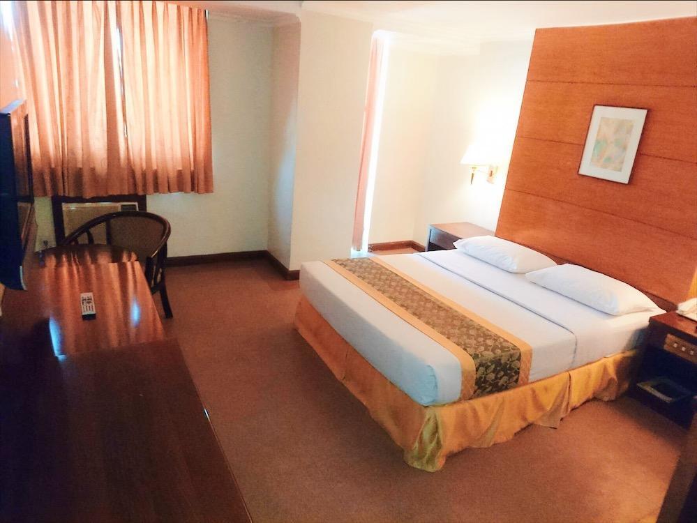 Iloilo Business Hotel Εξωτερικό φωτογραφία