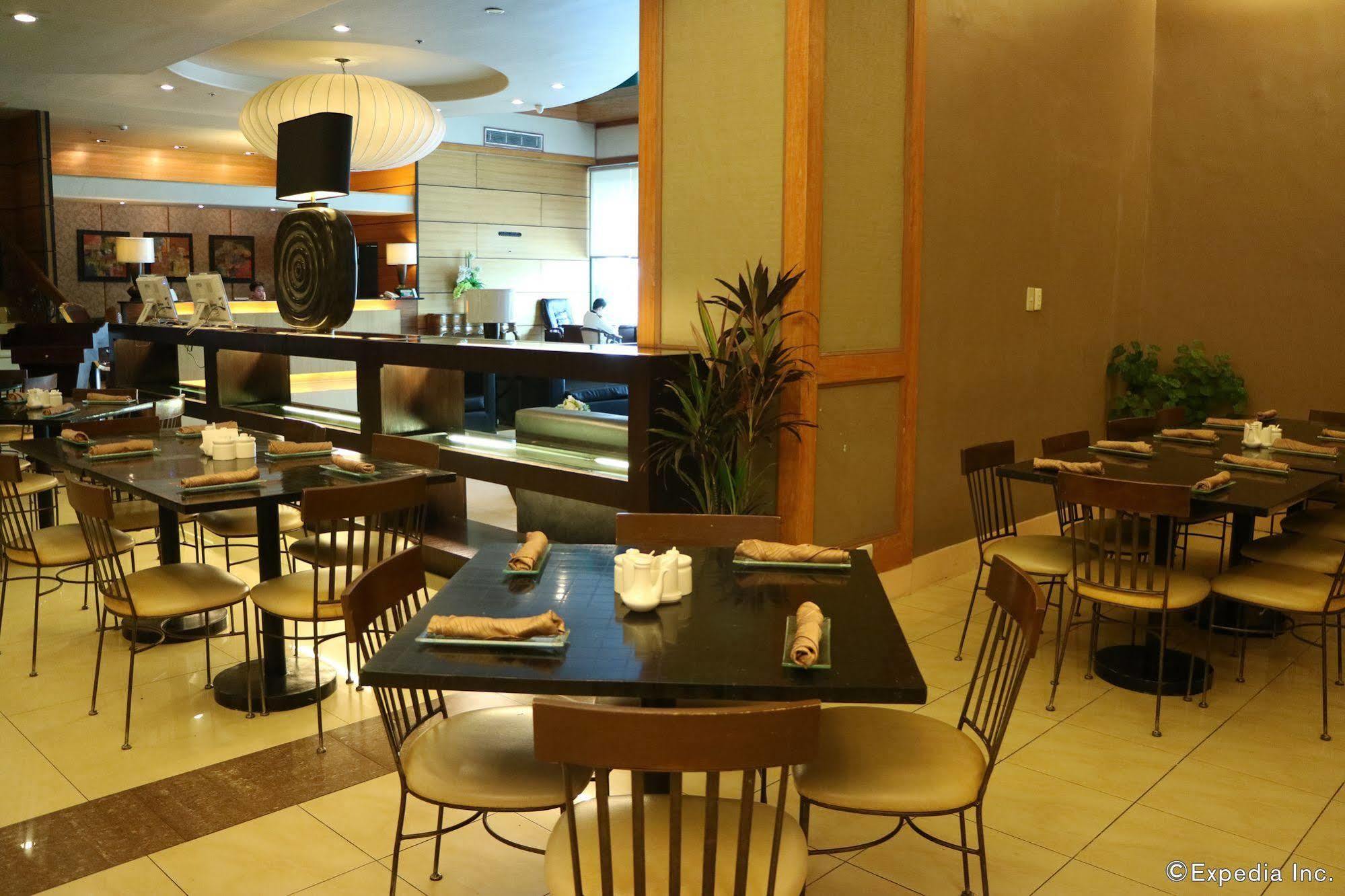 Iloilo Business Hotel Εξωτερικό φωτογραφία